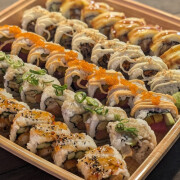 Deluxe Platter (40pcs) (3 days preparation time)